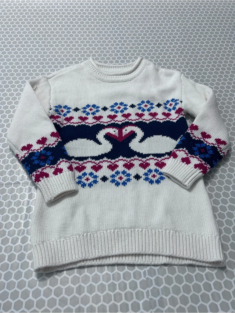 Old Navy White Fair Isle Swan Crewneck Sweater Fisherman Style NWT. Size 5T